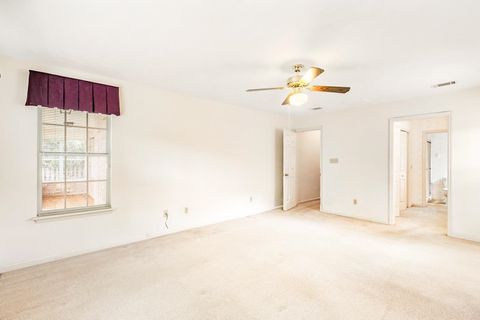Tiny photo for 2822 Yarmouth Court, Tallahassee, FL 32309 (MLS # 393909)