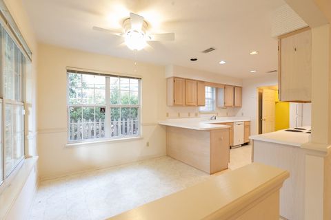 Tiny photo for 2822 Yarmouth Court, Tallahassee, FL 32309 (MLS # 393909)