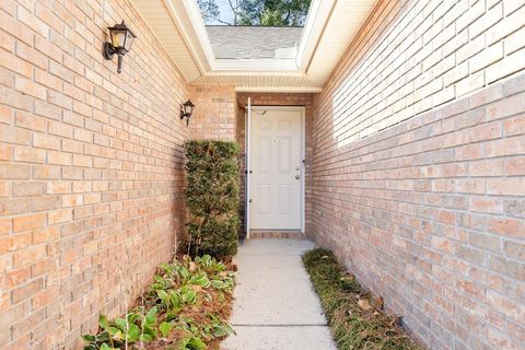 Tiny photo for 2822 Yarmouth Court, Tallahassee, FL 32309 (MLS # 393909)