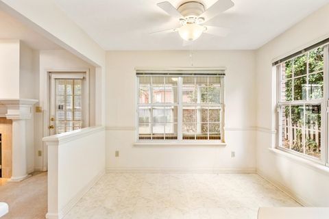 Tiny photo for 2822 Yarmouth Court, Tallahassee, FL 32309 (MLS # 393909)