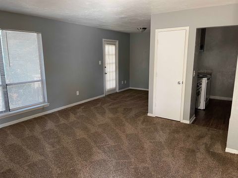 Tiny photo for 2010 BRADFORD Court #C, Tallahassee, FL 32303 (MLS # 397844)