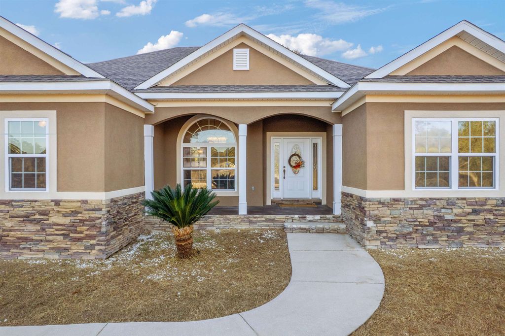 Photo of 54 Carmen Maria Lane, Quincy, FL 32351 (MLS # 393228)