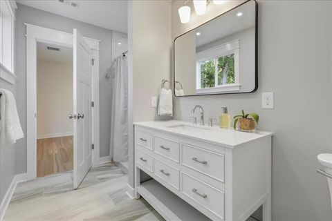 Tiny photo for 1602 Carruthers Street, Tallahassee, FL 32308 (MLS # 387876)