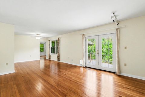 Tiny photo for 1308 Betton Road, Tallahassee, FL 32308 (MLS # 397860)