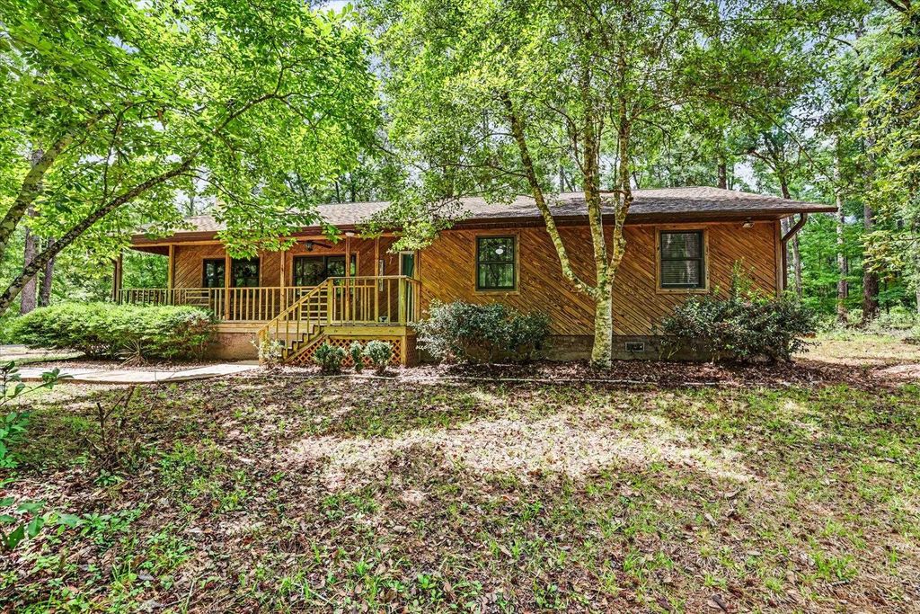 Photo of 6302 BRUSHY CREEK Road, Tallahassee, FL 32311 (MLS # 399952)
