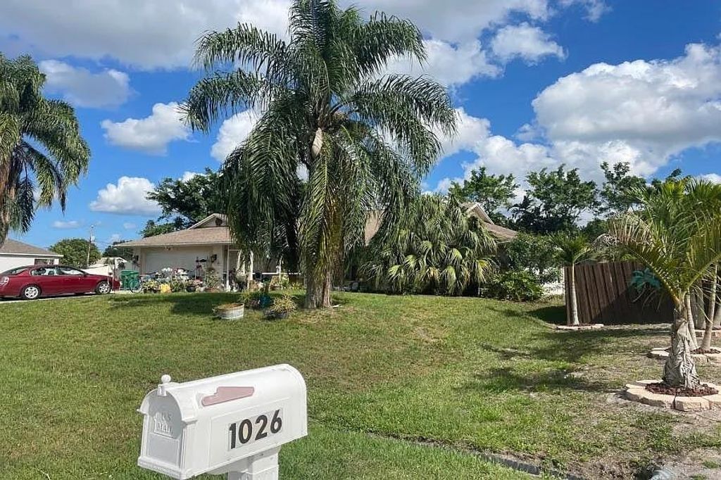 Photo of 1022 SW Jennifer Terrace, Other Florida, FL 34953 (MLS # 393372)