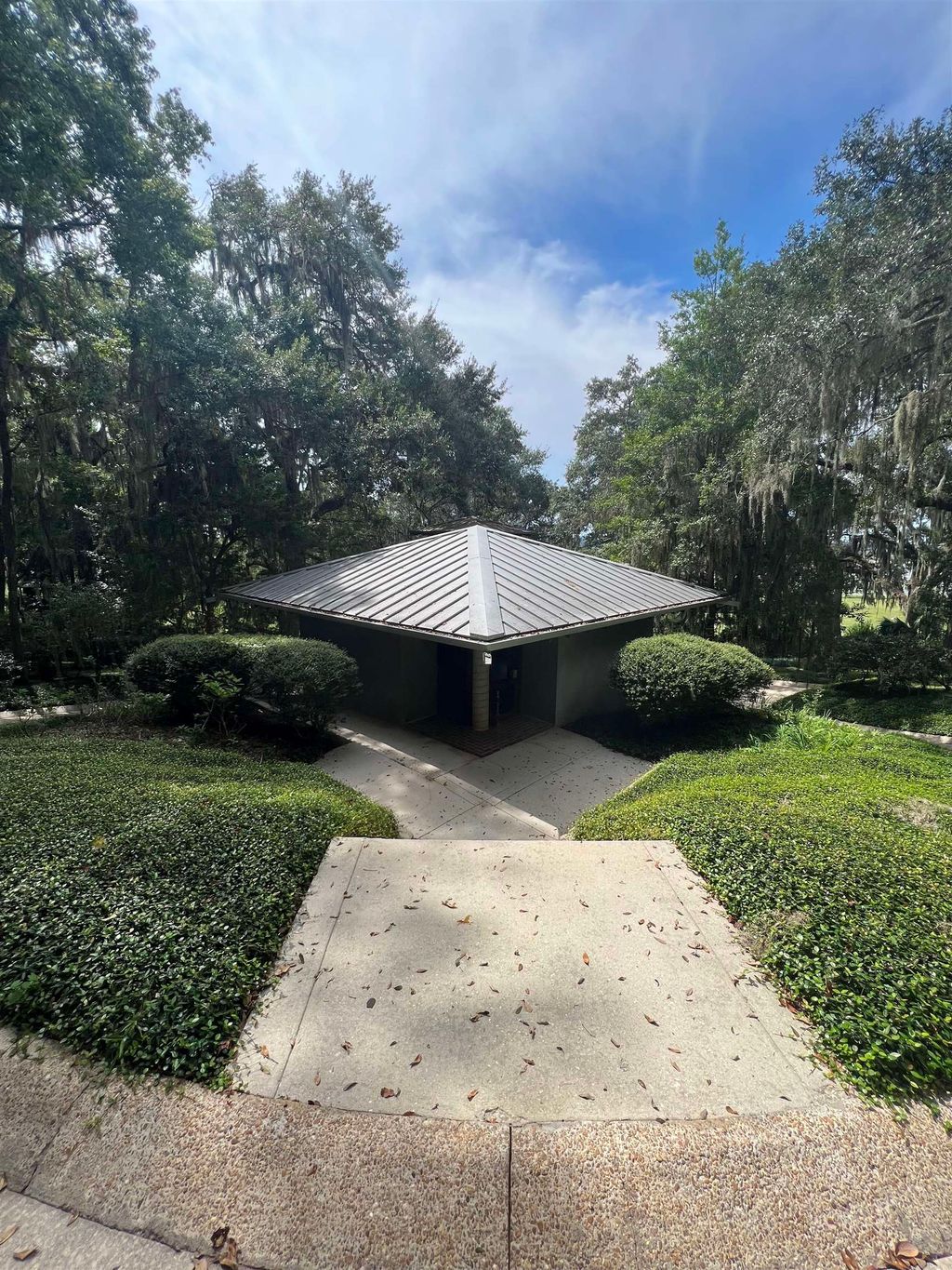 Photo of 1901 Miller Landing Rd. Rd, Tallahassee, FL 32312 (MLS # 383827)