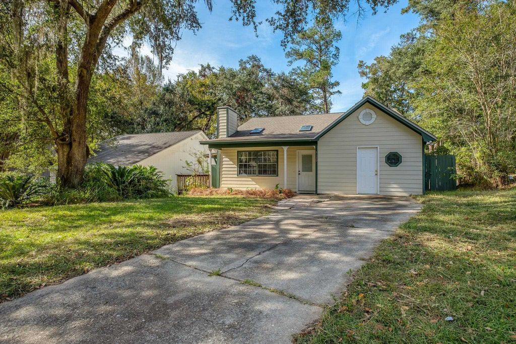 Photo of 3130 Joree Lane, Tallahassee, FL 32303 (MLS # 392565)