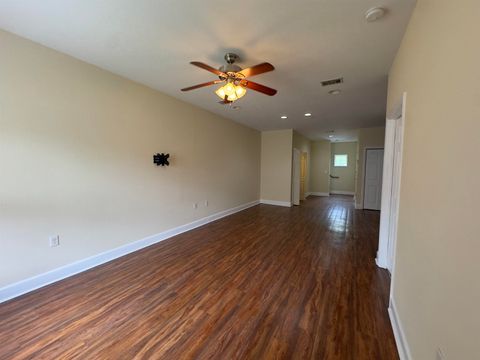 Tiny photo for 1846-2 Belle Vue Way #2, Tallahassee, FL 32304 (MLS # 398825)