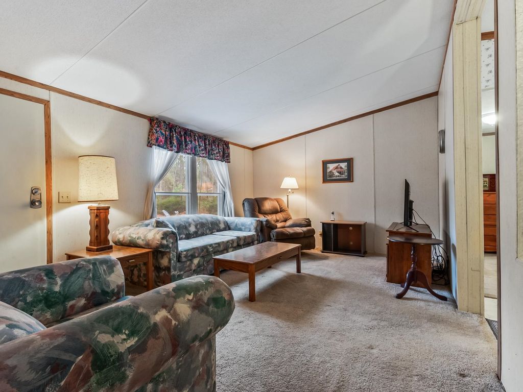 Photo of 9207 Strawhill Lane, Tallahassee, FL 32305 (MLS # 395555)