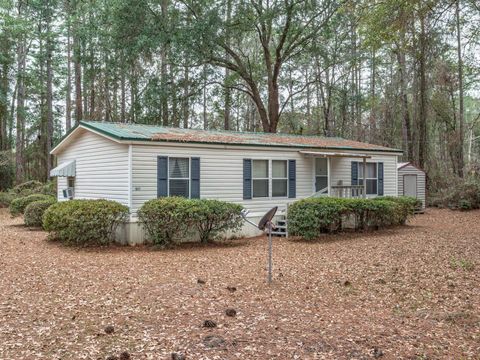 Photo of 9207 Strawhill Lane, Tallahassee, FL 32305 (MLS # 395555)