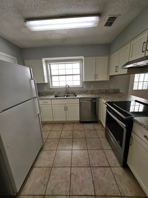 Tiny photo for 3377 Tansey Court, Tallahassee, FL 32308 (MLS # 392268)