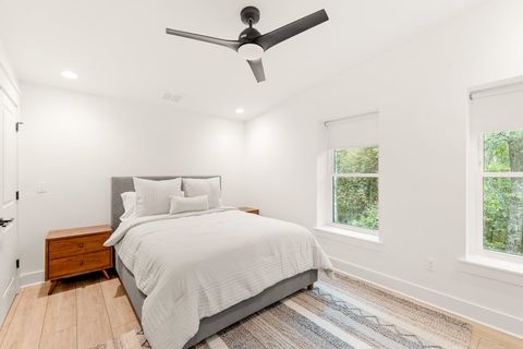 Tiny photo for 2929 Miccosukee Road #2, Tallahassee, FL 32308 (MLS # 390762)