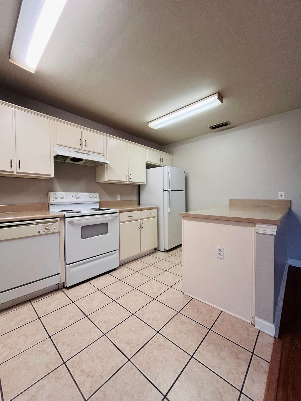 Photo of 635 Palm Beach Street #125, Tallahassee, FL 32310 (MLS # 399593)