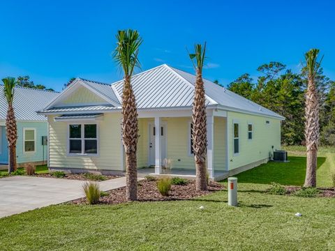 A home in Carrabelle