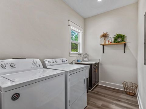 Tiny photo for 76 ELIE CARTER Lane, Crawfordville, FL 32327 (MLS # 399438)