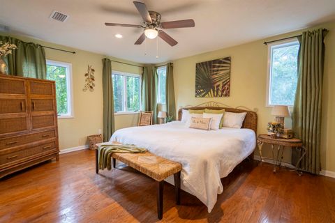 Tiny photo for 6611 Crooked Creek Road, Tallahassee, FL 32311 (MLS # 387379)