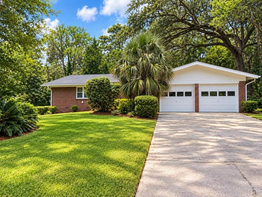 2118 FAULK DR, TALLAHASSEE, FL 32303 - Image 9b8b9cbc17e7bc8c32a2a698a9a4cc91/2863289614