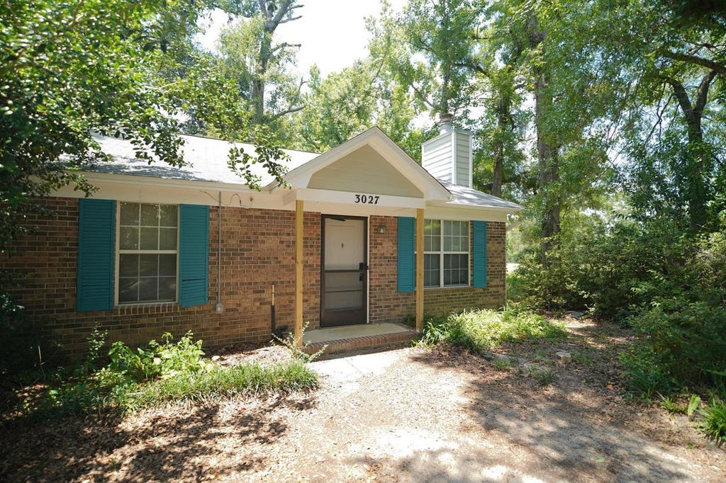 Photo of 3027 Oak Hammock Lane, Tallahassee, FL 32301 (MLS # 402203)