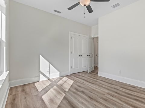 Tiny photo for 1 Beeler Road, Crawfordville, FL 32327 (MLS # 398717)