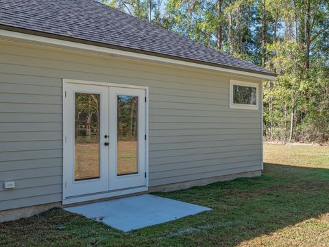 Tiny photo for 1 Beeler Road, Crawfordville, FL 32327 (MLS # 398717)