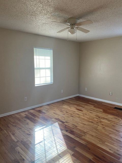 Tiny photo for 2603 W Tharpe Street #D, Tallahassee, FL 32303 (MLS # 393978)