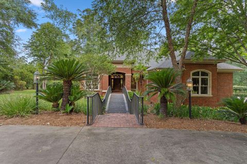 A home in TALLAHASSEE