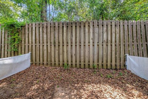 Tiny photo for 2738 W Tharpe Street #806, Tallahassee, FL 32303 (MLS # 387960)