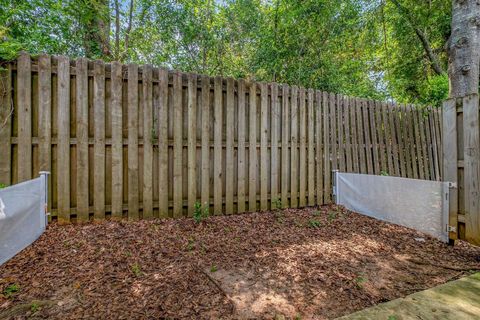 Tiny photo for 2738 W Tharpe Street #806, Tallahassee, FL 32303 (MLS # 387960)