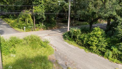 Tiny photo for 911 Buena Vista Drive, Tallahassee, FL 32304 (MLS # 390582)