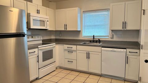 Tiny photo for 1449 Hudson Street #1, Tallahassee, FL 32301 (MLS # 393843)