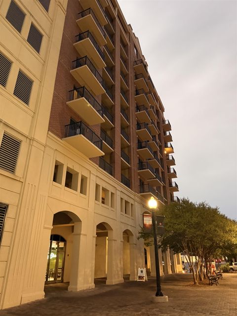 Photo of 215 W COLLEGE Avenue #302, Tallahassee, FL 32301 (MLS # 395627)