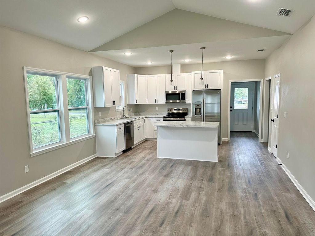 Photo of 60 NELSON Road, Crawfordville, FL 32327 (MLS # 393872)