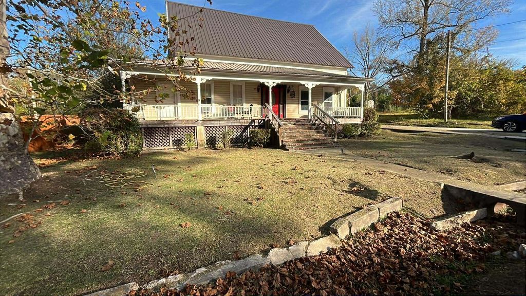 Photo of 1335 S Main Street, Chattahoochee, FL 32324 (MLS # 397346)