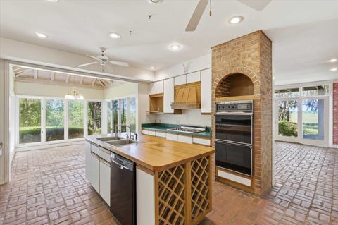 Tiny photo for 10945 Luna Point Road, Tallahassee, FL 32312 (MLS # 399465)