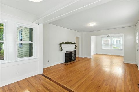 Tiny photo for 607 TALAFLO Street, Tallahassee, FL 32308 (MLS # 389503)