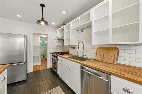 Tiny photo for 607 TALAFLO Street, Tallahassee, FL 32308 (MLS # 389503)