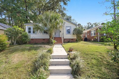 Tiny photo for 607 TALAFLO Street, Tallahassee, FL 32308 (MLS # 389503)
