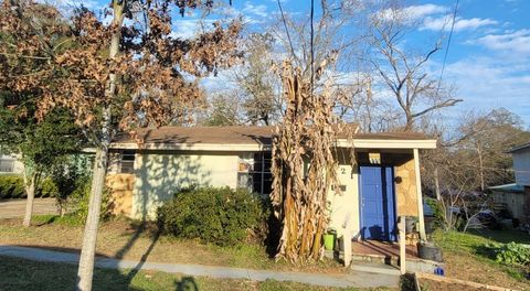 Tiny photo for 1121 Bennett Street, Tallahassee, FL 32304 (MLS # 395572)