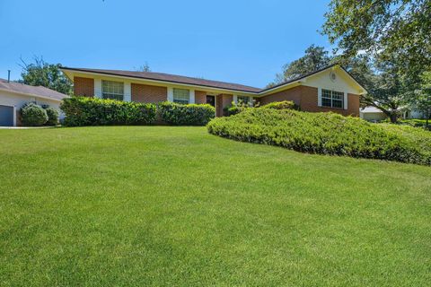 Tiny photo for 3747 Longchamp Circle, Tallahassee, FL 32309 (MLS # 390622)