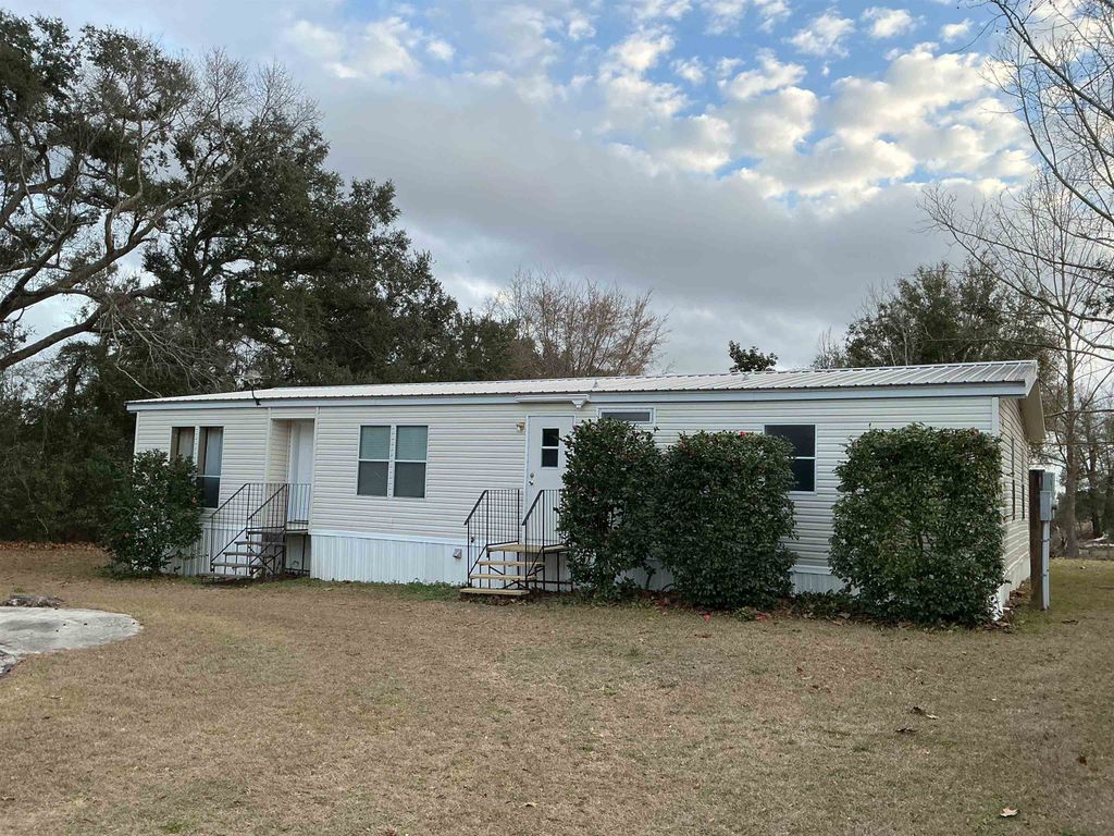 Photo of 1597 SW Moseley Hall Road, Madison, FL 32340 (MLS # 396442)