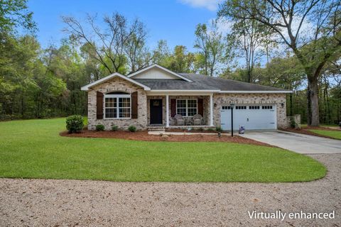 Photo of 81 E Deer Pass, Havana, FL 32333 (MLS # 397893)