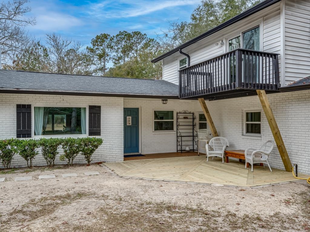 121 Circle G Ranch Drive