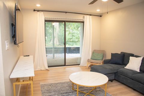 Tiny photo for 114 Oak Street #1, Tallahassee, FL 32301 (MLS # 392752)