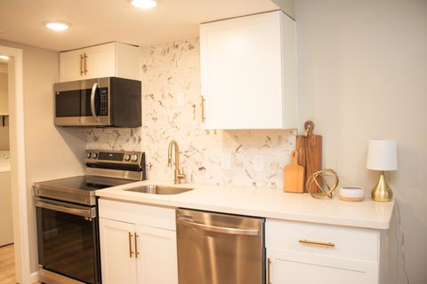 Tiny photo for 114 Oak Street #1, Tallahassee, FL 32301 (MLS # 392752)