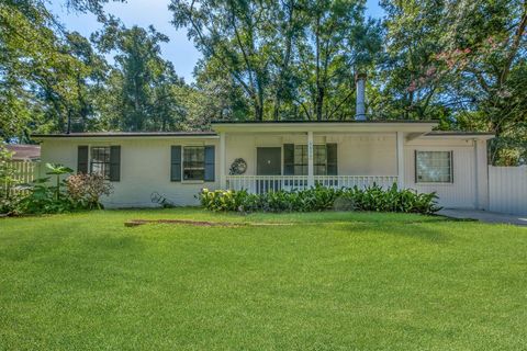 Photo of 5556 Lumberjack Lane, Tallahassee, FL 32303 (MLS # 392189)
