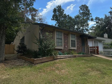 Tiny photo for 312 Whetherbine East Way, Tallahassee, FL 32301 (MLS # 394534)