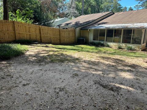 Tiny photo for 312 Whetherbine East Way, Tallahassee, FL 32301 (MLS # 394534)