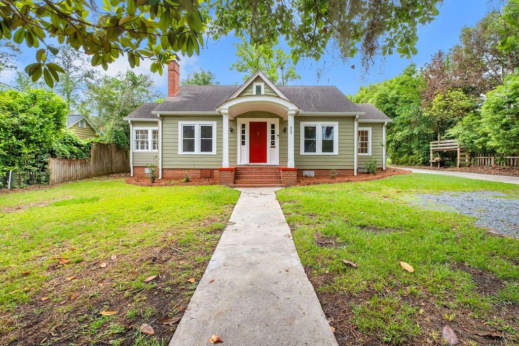 Photo of 809 E 6th Avenue, Tallahassee, FL 32303 (MLS # 399943)