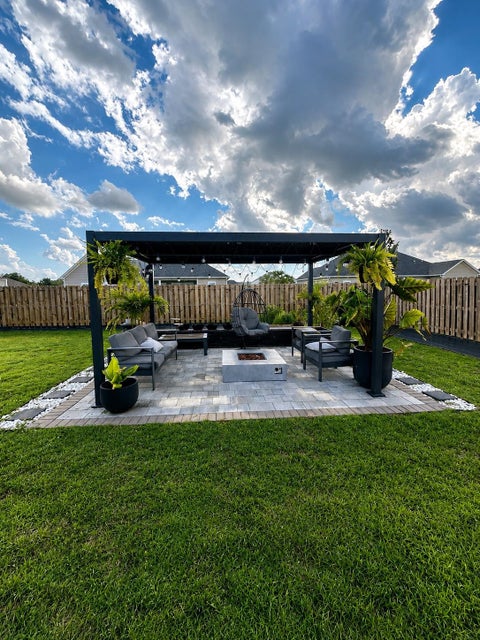 Tiny photo for 26 Shelby Drive, Crawfordville, FL 32327 (MLS # 401728)
